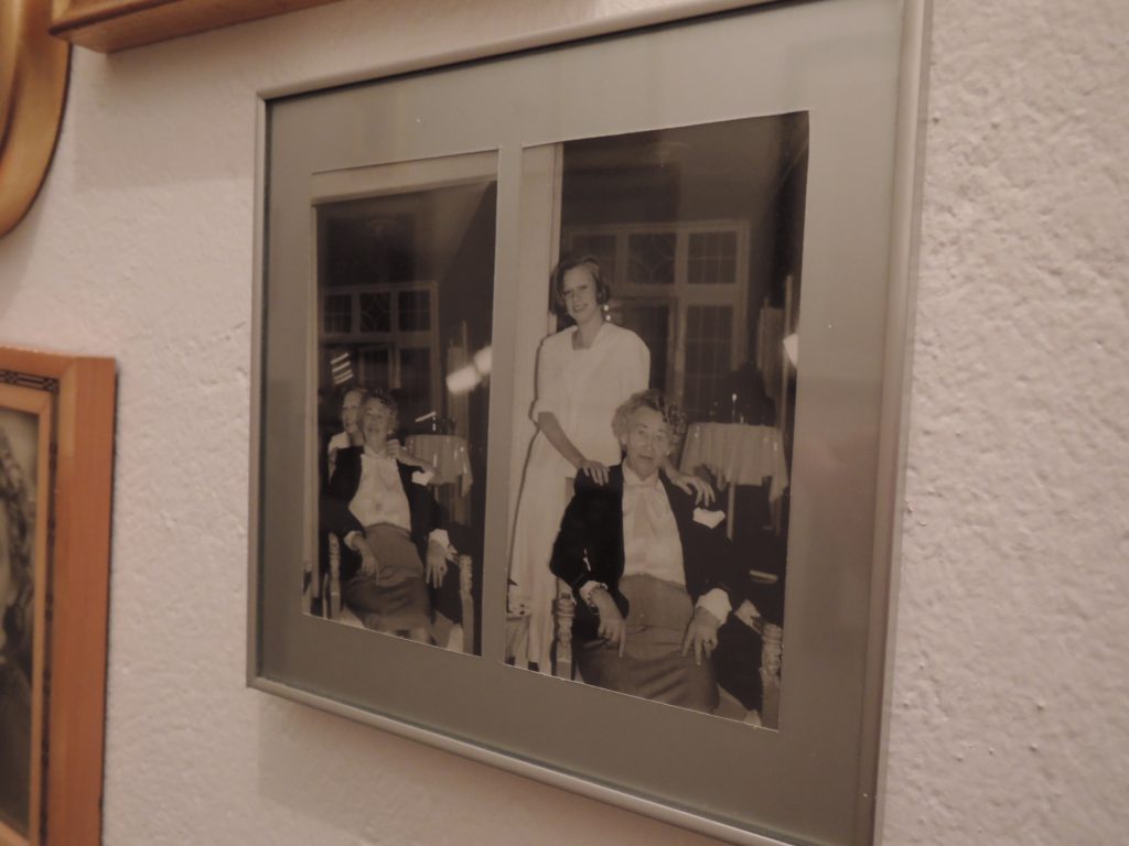 MAMA BERLIN Oma und ich