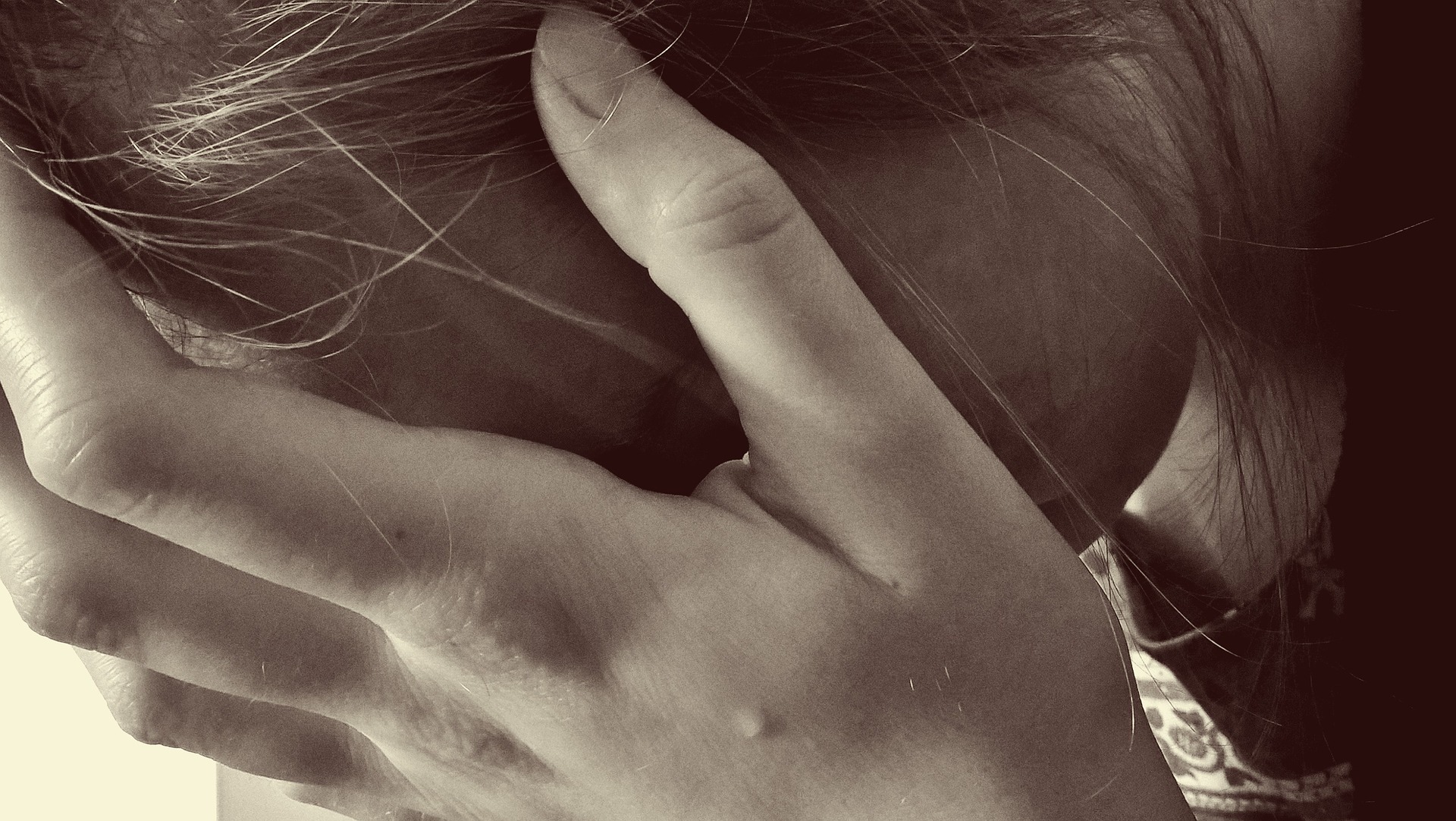 #Beziehungsgewalt: So hat Sanna es geschafft, sich zu trennen