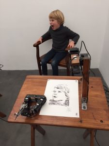 Roboter Paul 3